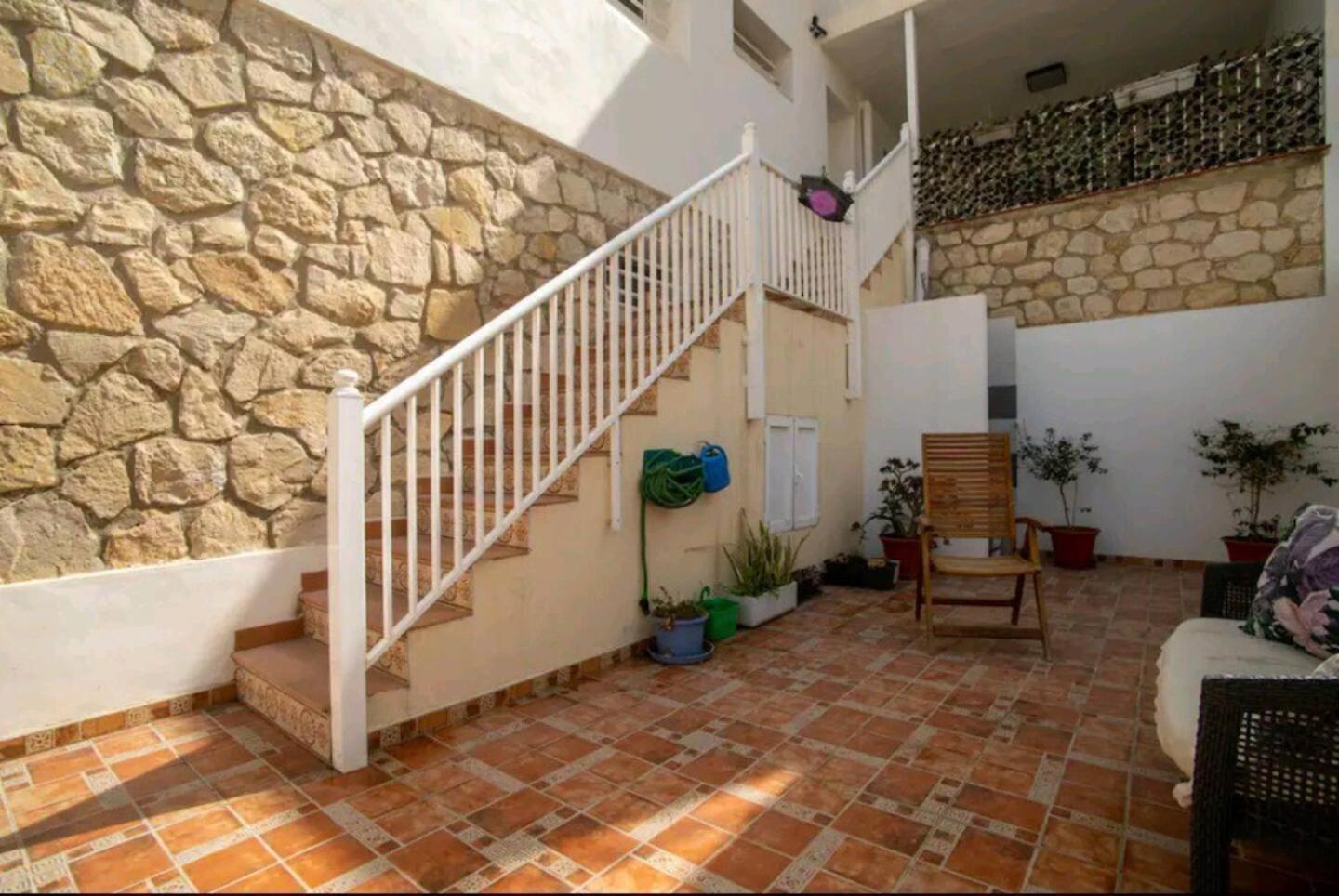 Stylish & Fully Furnished 3 Bedrooms Flat -4 Min Walk To Beautiful Beach Alicante Exterior foto